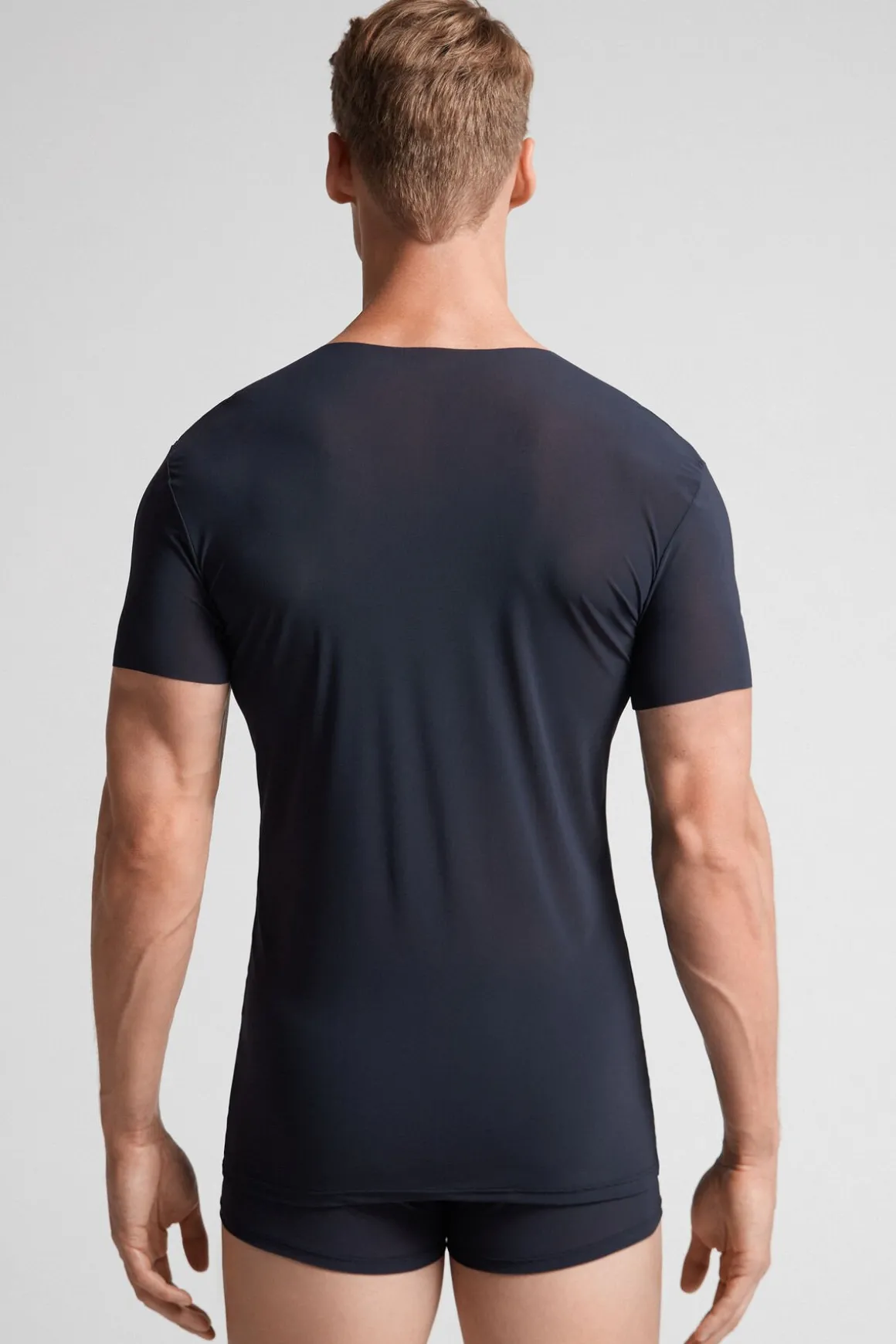 Micromesh Top met Raw-edge