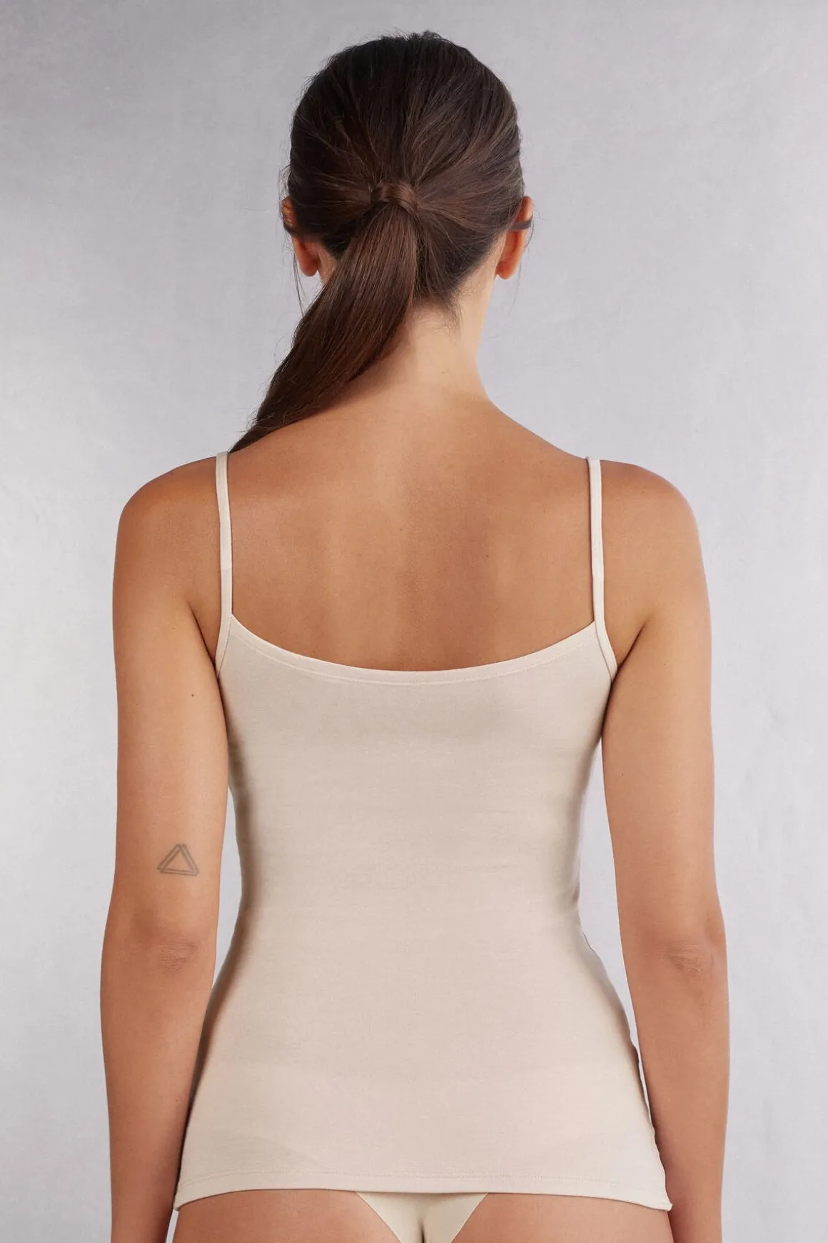 Modal top