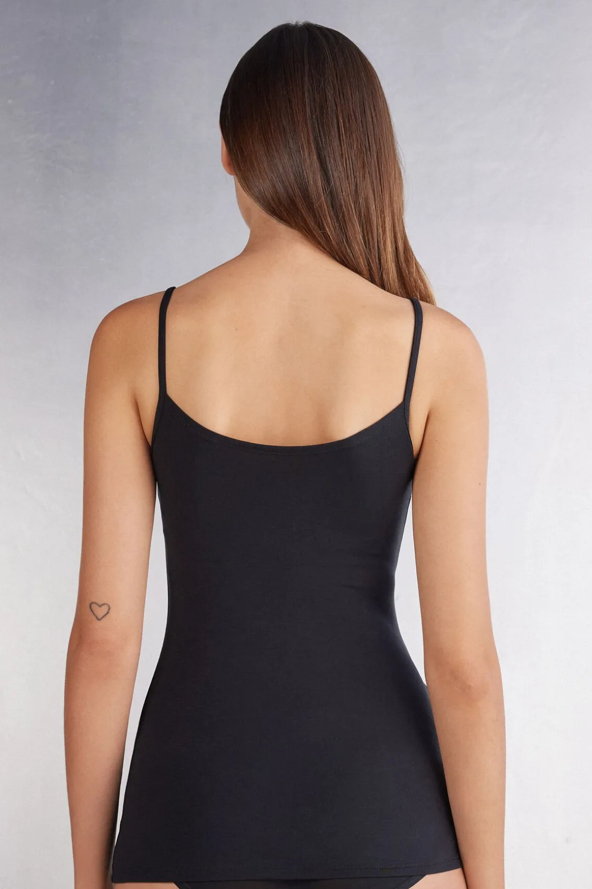 Modal top