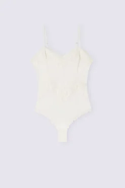 Pretty Flowers Body van Tule en Kant