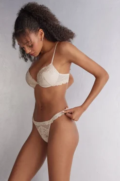 Pretty Flowers Pure Joy String met Volants