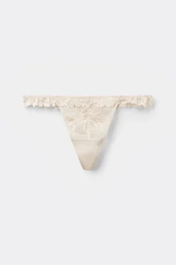 Pretty Flowers Pure Joy String met Volants
