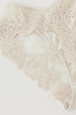 Pretty Flowers Slip