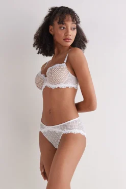 Slip Sophisticated Allure