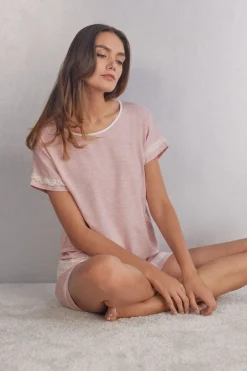 Top van Modal met Korte Mouwen en Kanten Detail