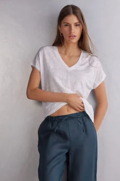 T-shirt met korte mouwen en V-hals van linnen